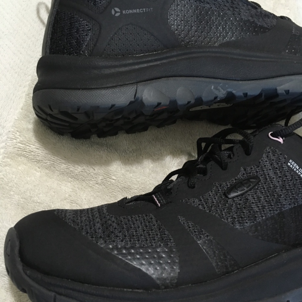 Keen Women’s size 7.5 Black Terradora II Low Top Dry KonnectFit Hiking Sneakers - Picture 6 of 14